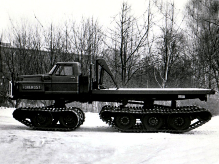 Вездеход, который должен был помогать добыче нефти. /Фото: 5koleso.ru Вездеход, который должен был помогать добыче нефти. /Фото: 5koleso.ru