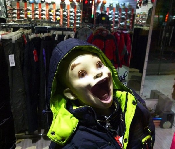 Забавные, странные и жуткие манекены, мимо которых невозможно пройти мимо Забавные, странные и жуткие манекены, мимо которых невозможно пройти мимо