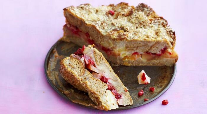 Шарлотка из хлеба. \ Фото: yandex.ua.