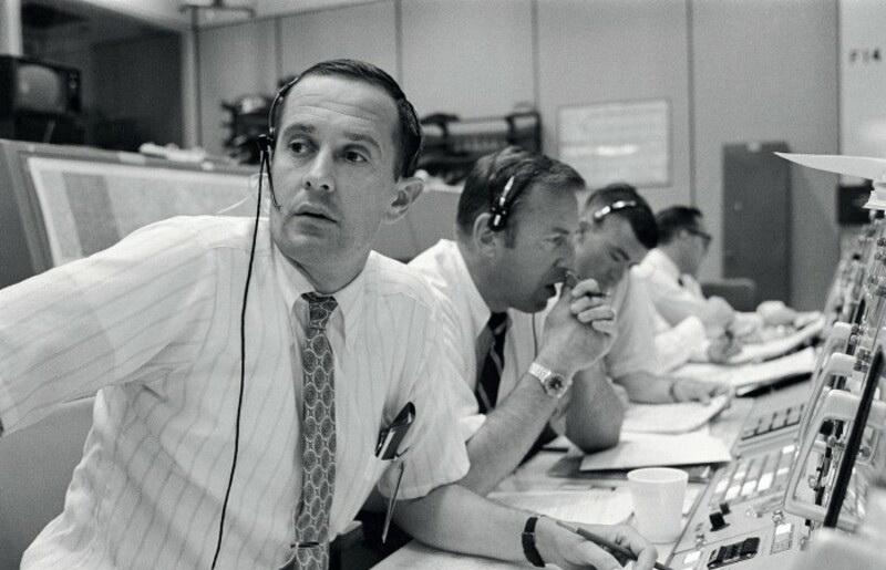 Почему Америка хотела взорвать Луну