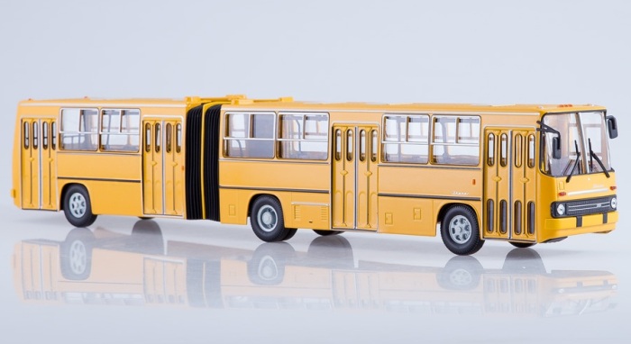 Задача такой окраски - повышение заметности. |Фото: uraligrushka.ru.