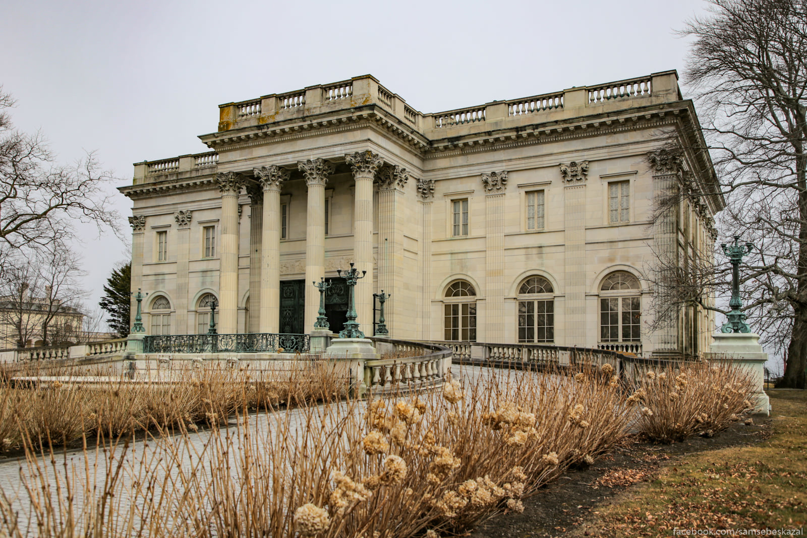 A eto paradnyj vhod s...