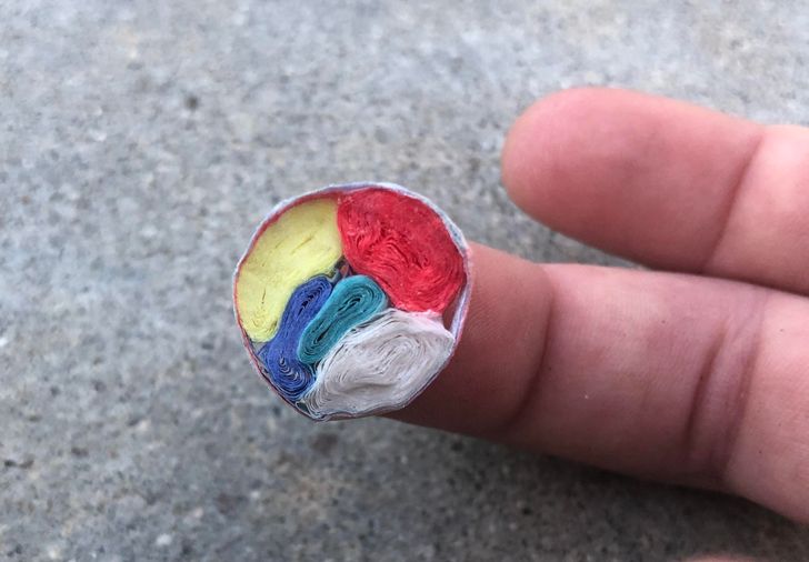 15 человек случайно заглянули внутрь обычных вещей и наткнулись на большой сюрприз