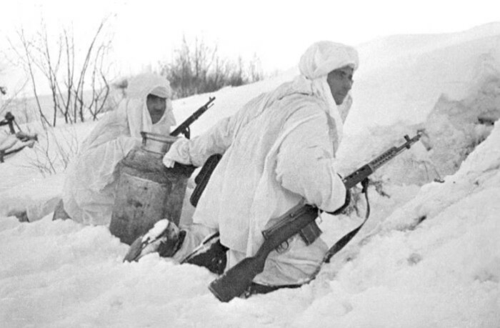 тактика ведения боя зимой заметно отличалась от других сезонов. тактика ведения боя зимой заметно отличалась от других сезонов.