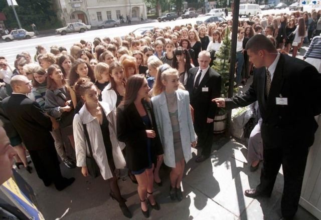 Кастинг в Доме моды, 1998 год.