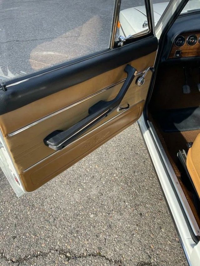 45-летняя «Шестерка», которую хотят продать за 4 миллиона рублей