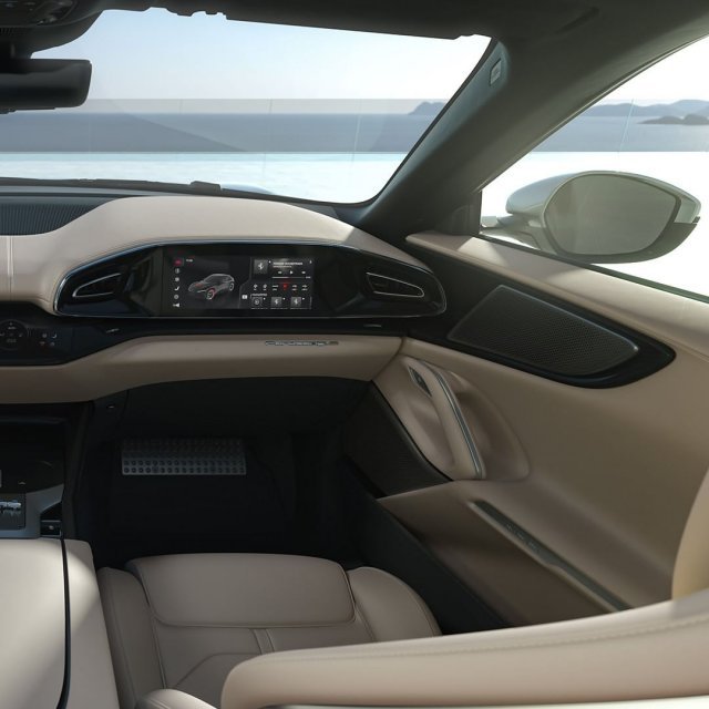 Ferrari показали свой первый внедорожник Purosangue