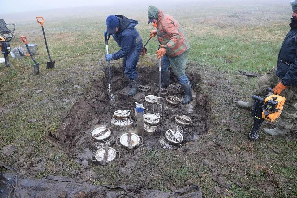 Конфеты из СССР выдержали хранение в вечной мерзлоте.