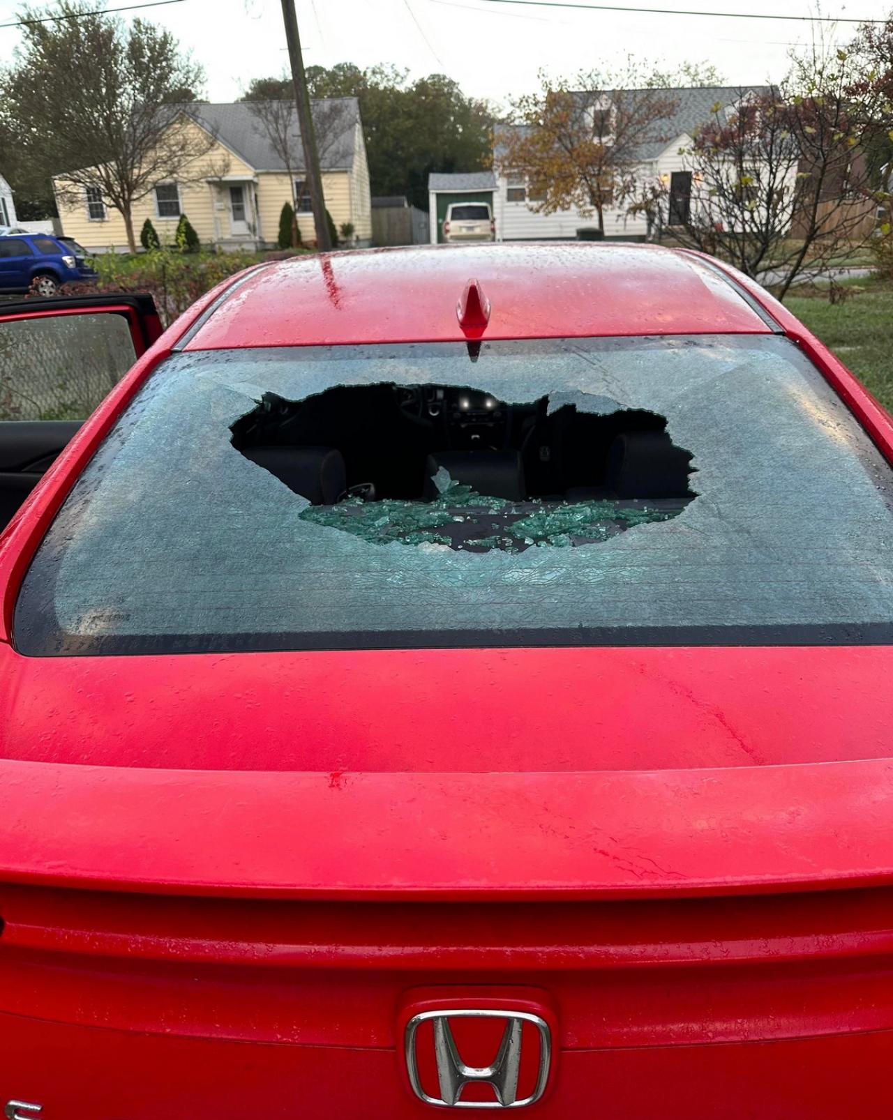 Бывают в жизни огорчения