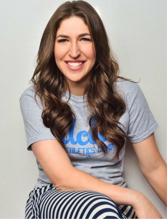 Майем Биалик отмечает 47-летие: как живет Эми Фарра Фаулер после Теории большого взрыва