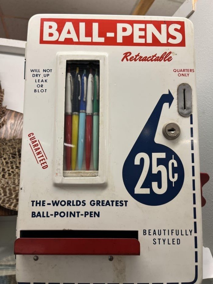 Крутые торговые автоматы из разных стран, при виде которых рука так и тянется к кошельку