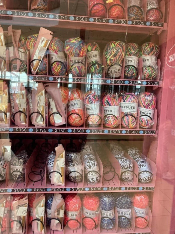 Крутые торговые автоматы из разных стран, при виде которых рука так и тянется к кошельку