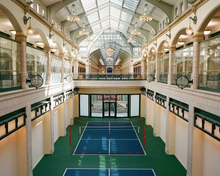 27 старых зданий и помещений, получивших совершенно новую жизнь