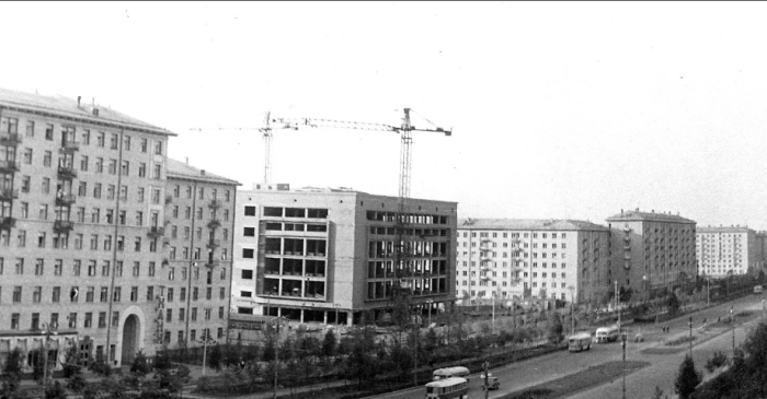 История универмага