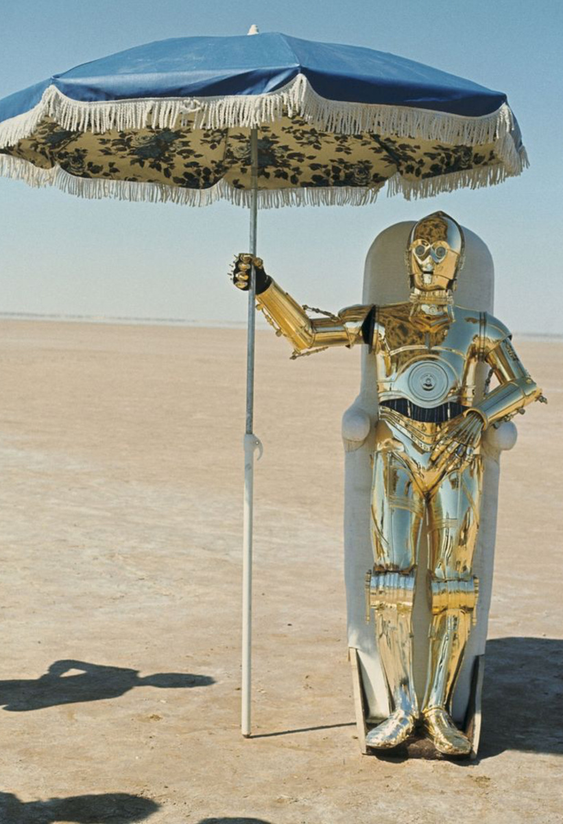 Просто настоящий раритет! Это снимок 1977-го года. Так готовили для публики 4 эпизод «Звездных войн» Просто настоящий раритет! Это снимок 1977-го года. Так готовили для публики 4 эпизод «Звездных войн»