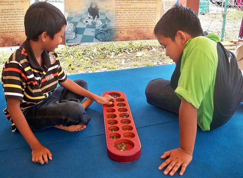 10 странных бытовых предметов, для опознания которых понадобилась помощь друзей