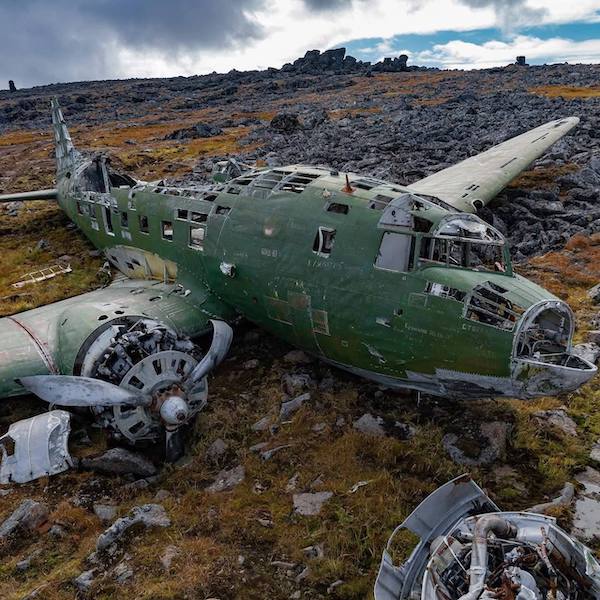 Крушение в тумане: как Ли-2 стал памятником на краю России