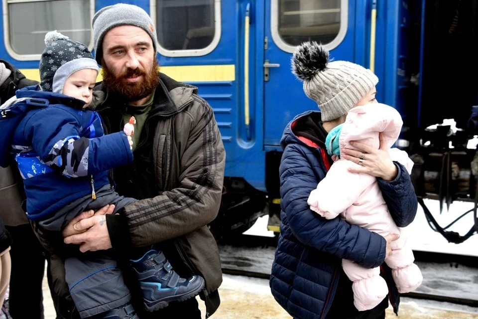 Украина издала закон, по которому детей можно просто отнимать, без объяснения и обременения в виде родителей. Фото: Yulii Zozulia / Keystone Press Agency / Global Look Press